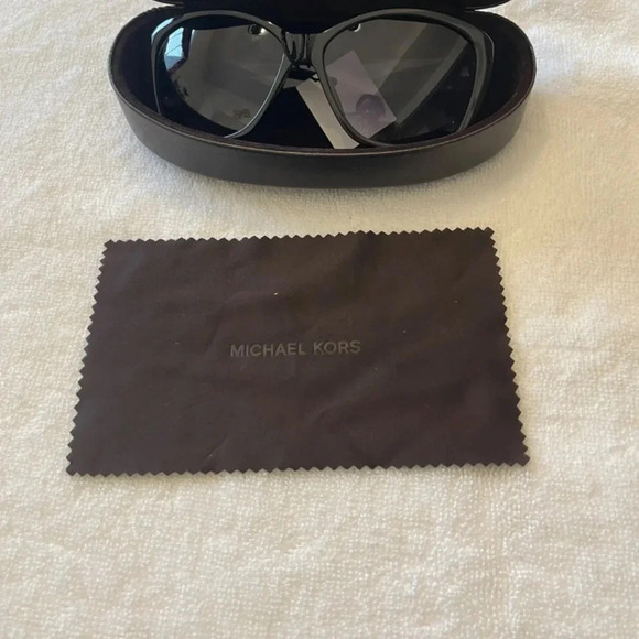 Michael Kors Sunglasses - Picture 10 of 10